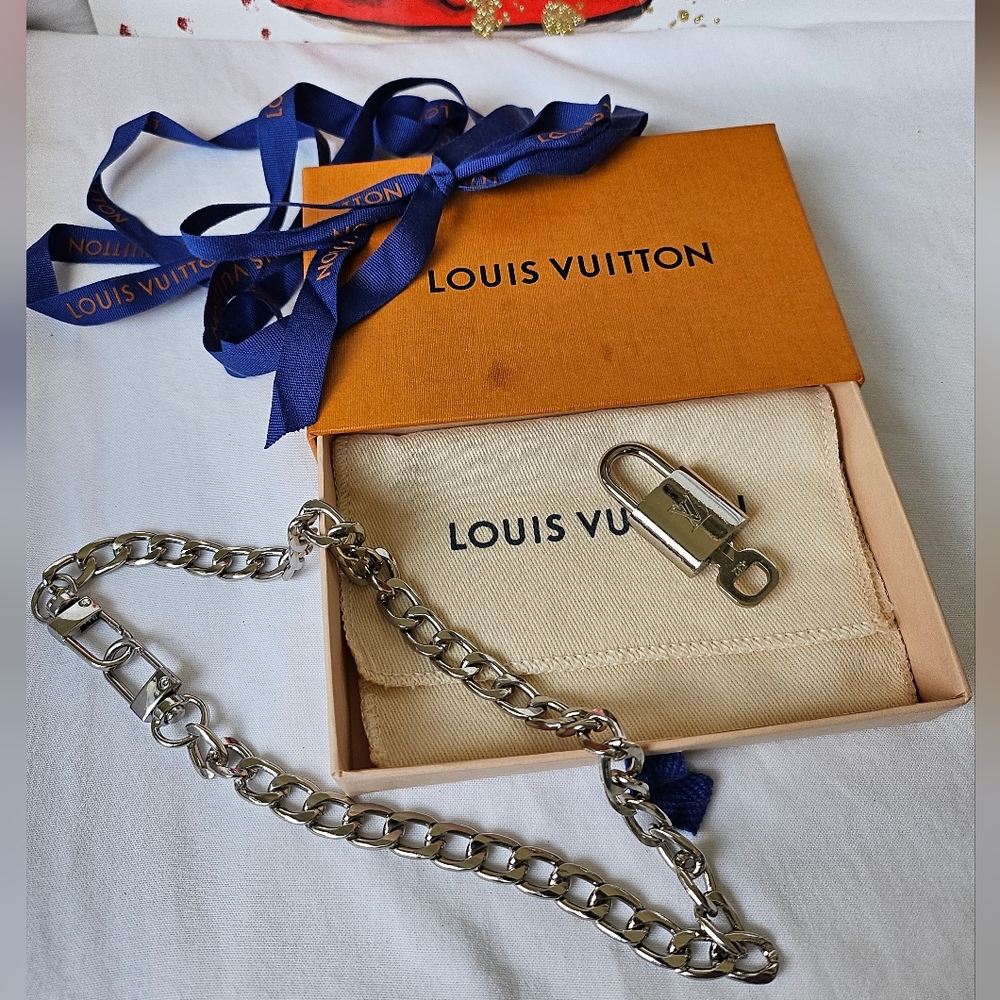 $700 Louis Vuitton Silver Padlock Lock & Key Full Inclusion